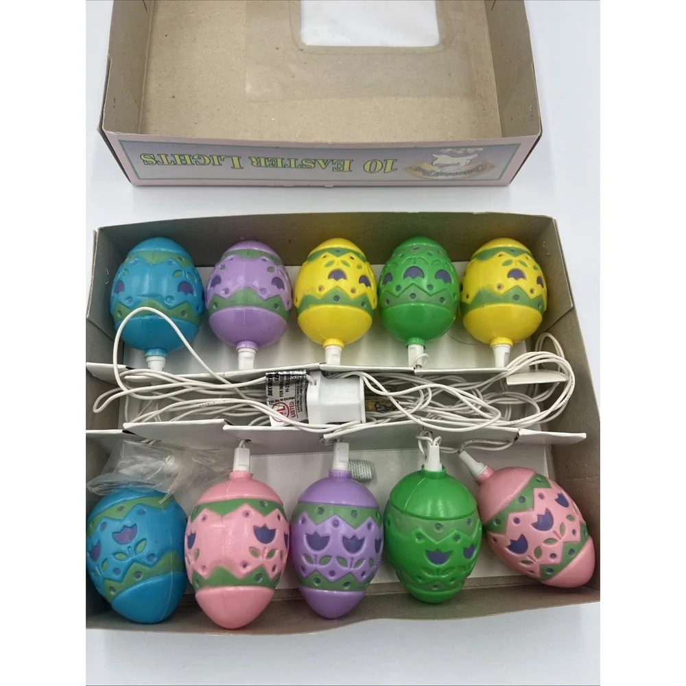 Vintage Cottontail Trail Blow‎ Mold Iridescent Easter Egg String Lights - Works